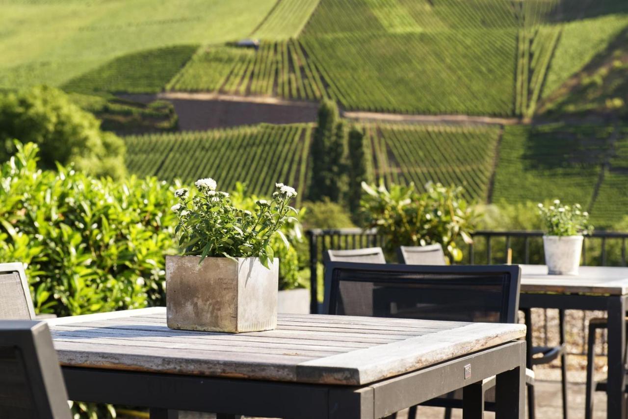 Weingut & Gaestehaus Christoph Cluesserath Trittenheim Luaran gambar